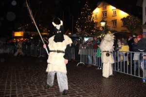 Bärbele- und Klausenmarkt in Oberstaufe