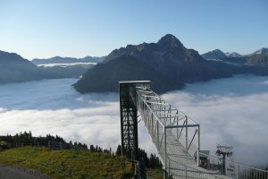 Sonnwendfeuer mit Gottesdienst auf dem Walmendingerhorn: Bild5