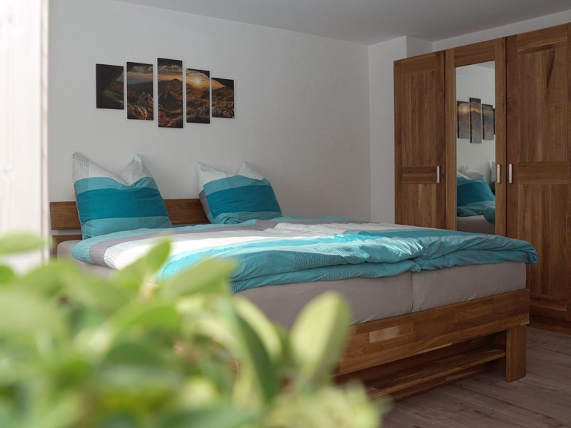 Fewo-buhmann schlafzimmer2