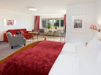 Doppelzimmer-balkon-hotel-herzberger-scheidegg-allgaeu