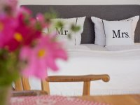 Impression-boxspringbett-hotelzimmer-scheidegg-allgaeu