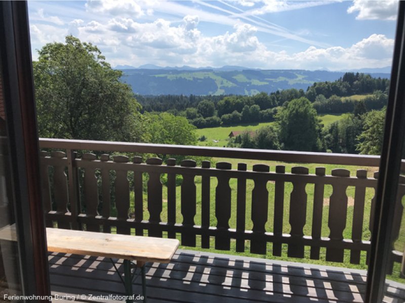 Blick-vom-Suedbalkon-Ferienwohnung-Buring