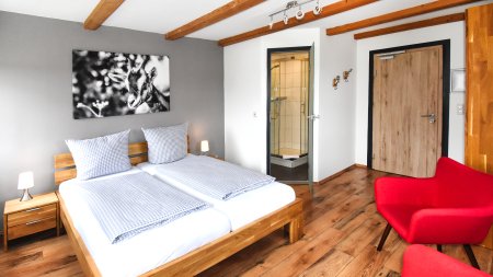 Doppelzimmer mit Bergblick im 8PEAKS