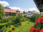 Bergbauern-Pension Ausblick Garten