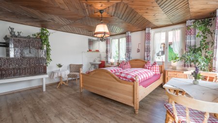 Bergbauern-Pension Kachelofenzimmer 8