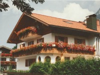 Haus im Sommer