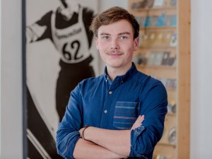 Ein Mitarbeiter des Freiberg Romantik Hotels in Oberstdorf