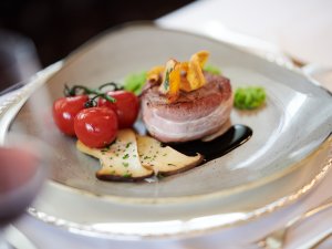 Ansprechend angerichtete Speise im Schüle's Gesundheitsresort & SPA in Oberstdorf