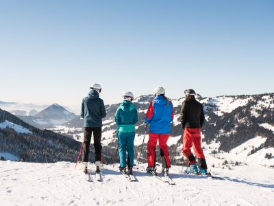 Bio-Berghotel Ifenblick Freizeitaktivität Skifahren Winter