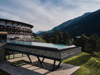 Travel Charme Ifen Hotel Kleinwalsertal Außenansicht Sommer