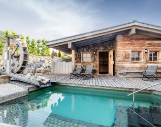 Sauna im Außenbereich des Panoramahotels in Oberjoch