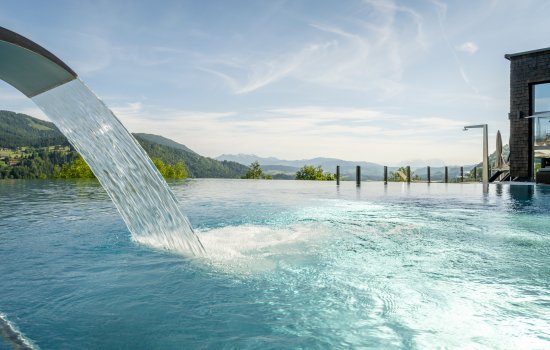Bergkristall - Mein Resort im Allgäu Infinitypool