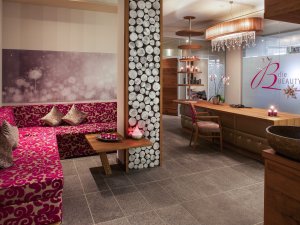 Empfang im Wellnessbereich im Hotel Das Rübezahl in Schwangau