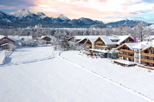 Hotel Das Rübezahl Außenansicht Winter