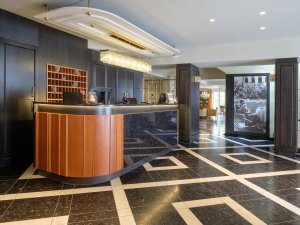 Rezeption im Hotel Mohren in Oberstdorf