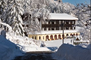 MONDI Resort Oberstaufen Außenaufnahme Winter