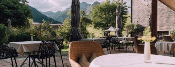 Das Naturhotel Chesa Valisa Terrasse Außenbereich