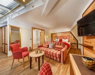 Einblick in eines der Zimmer im Hotel Schlosskrone in Füssen