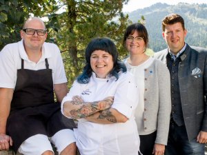 Hoteliers im Bio-Berghotel Ifenblick in Balderschwang zusammen auf einem Bild