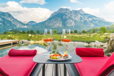 Einblick in den Garten im Hotel Das Rübezahl in Schwangau