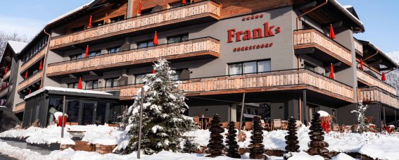 Hotel Franks Außenansicht Winter