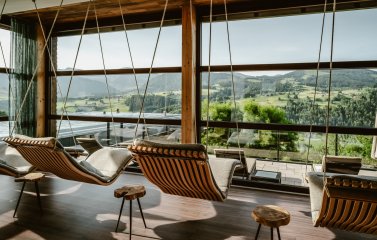 Ausblick vom Wellnessbereich im Bergkristall - Mein Resort im Allgäu in Oberstaufen.