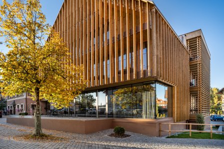 Ellgass Allgäu Hotel Außenansicht Herbst Außenansicht vom Ellgass Allgäu Hotel in Argenbühl im Herbst