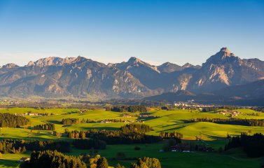 Ansicht einer Berglandschaft im Sommer