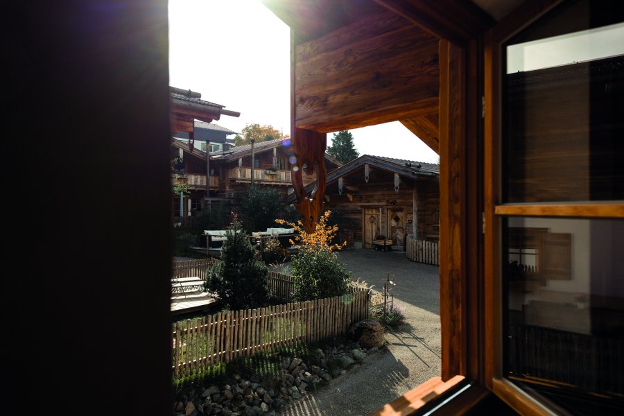 Alpzitt Chalets im Dorf Außenansicht Chalets