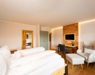 Es ist ein Doppelzimmer im freistil. boutiquehotel & restaurant in Ofterschwang zu sehen