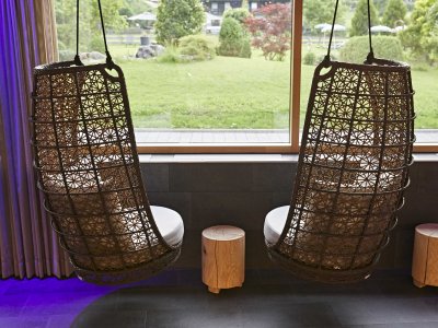 Ruhesessel im Wellnessbereich des Hotel Rosenstocks in Fischen.