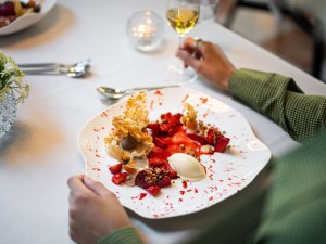 Ansprechend angerichtete Speise im Das Freiberg Romantikhotel in Oberstdorf