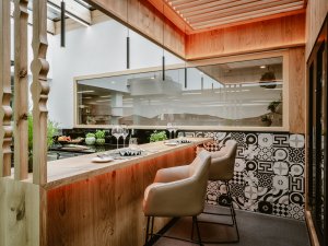 Essgelegenheit für Gäste in der Küche im Bergkristall - Mein Resort in Oberstaufen