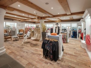 Hoteleigener Laden für Golfequipment im Sonnenalp Resort in Ofterschwang