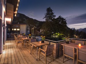 Blick auf den Balkon in den Alpin Chalets in Oberjoch.