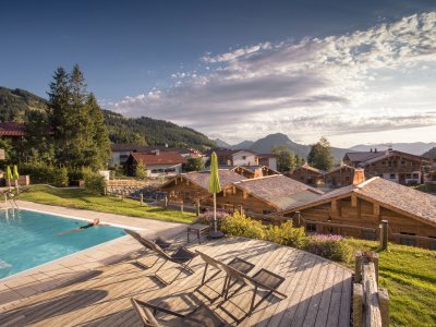 Außblick vom Außenpool in den Alpin Chalets in Oberjoch