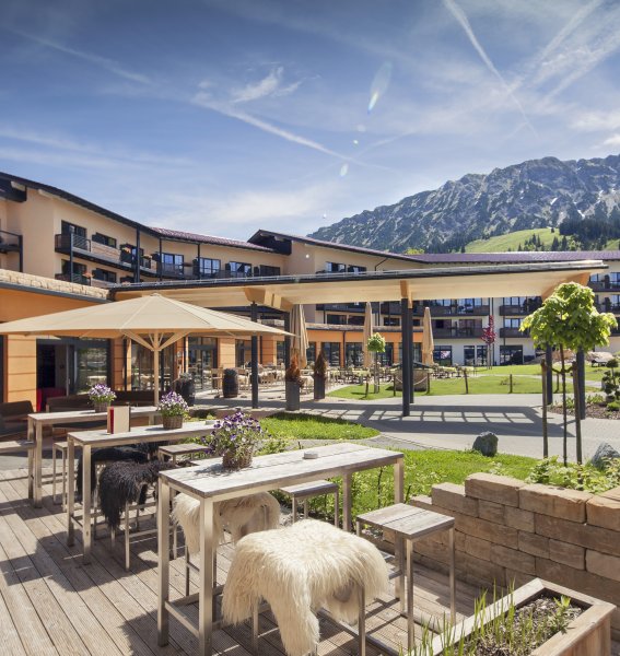 Terrasse im Panoramahotel Oberjoch.