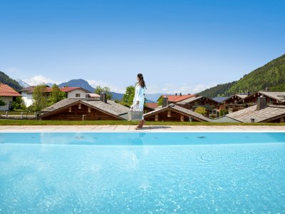 Außenpool im Panoramahotel Oberjoch.