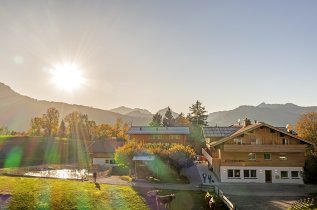Außenansicht des Hotels Kühberg in Oberstdorf.