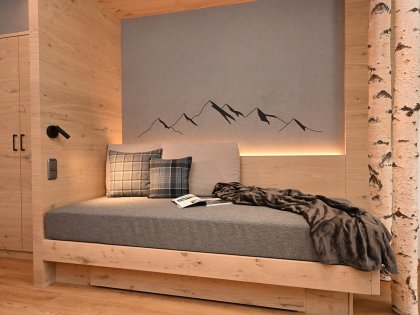 Einblick in ein Zimmer im Alpenhof Oberstdorf Hotel & SPA.