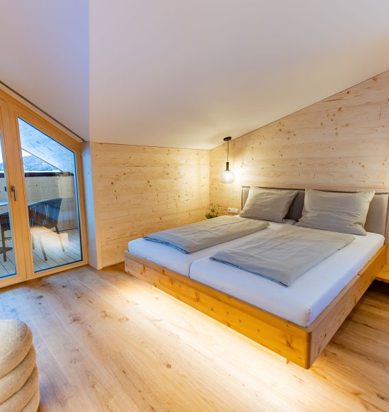 Einblick in ein Zimmer im Wald & Wiesn Berghotel Balderschwang.