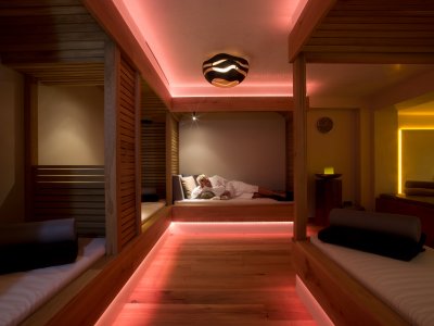 Hotel Hirsch Wellness Einblick in den Wellnessbereich im Hotel Hirsch in Oberstaufen.