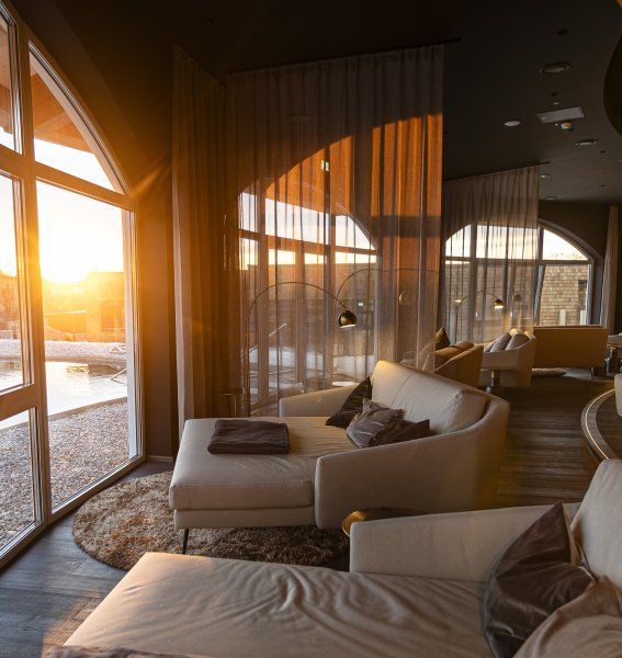 Einblick in den Ruheraum im Hotel König Ludwig in Schwangau.