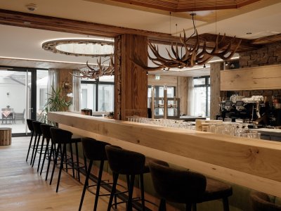 Blick auf die Bar im Berhotel Jägerhof in Isny.