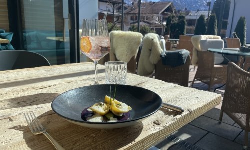 Ansprechend angerichtete Speise im Hotel Hahnenköpfle in Oberstdorf