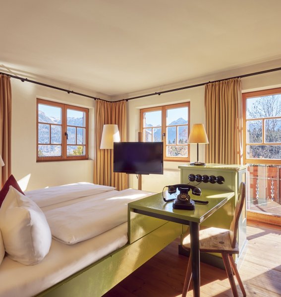 Hotel Oberstdorf Zimmer Einblick in ein Zimmer im Hotel Oberstdorf in Oberstdorf.