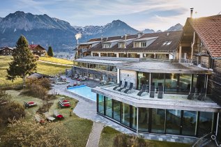 Blick auf das Hotel Oberstdorf in Oberstdorf.