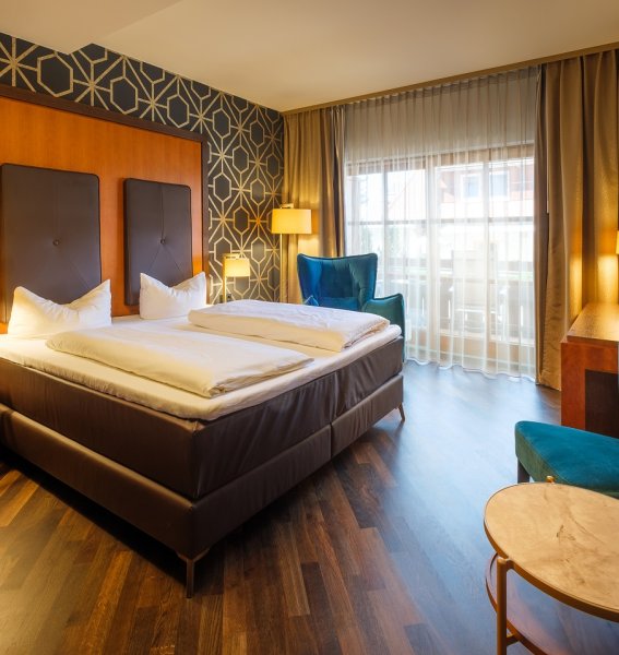 Hotel Mohren Zimmer Einblick in ein Zimmer im Hotel Mohren in Oberstdorf.
