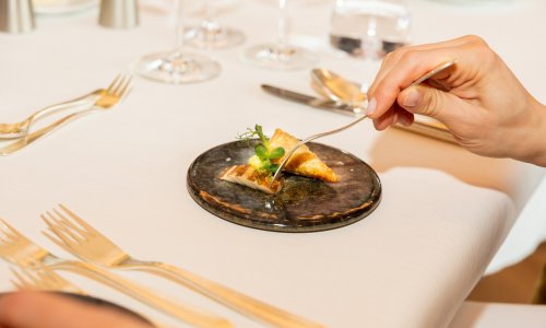 Eine ansprechend angerichtete Speise im Hotel Franks in Oberstdorf.