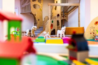 Einblick in das Spielzimmer im Oberjoch Familux Resort in Bad Hindelang.